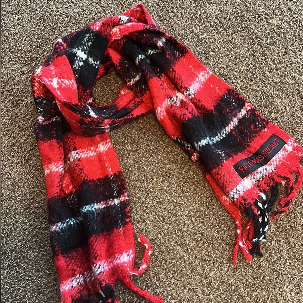 Victoria’s Secret Scarf
